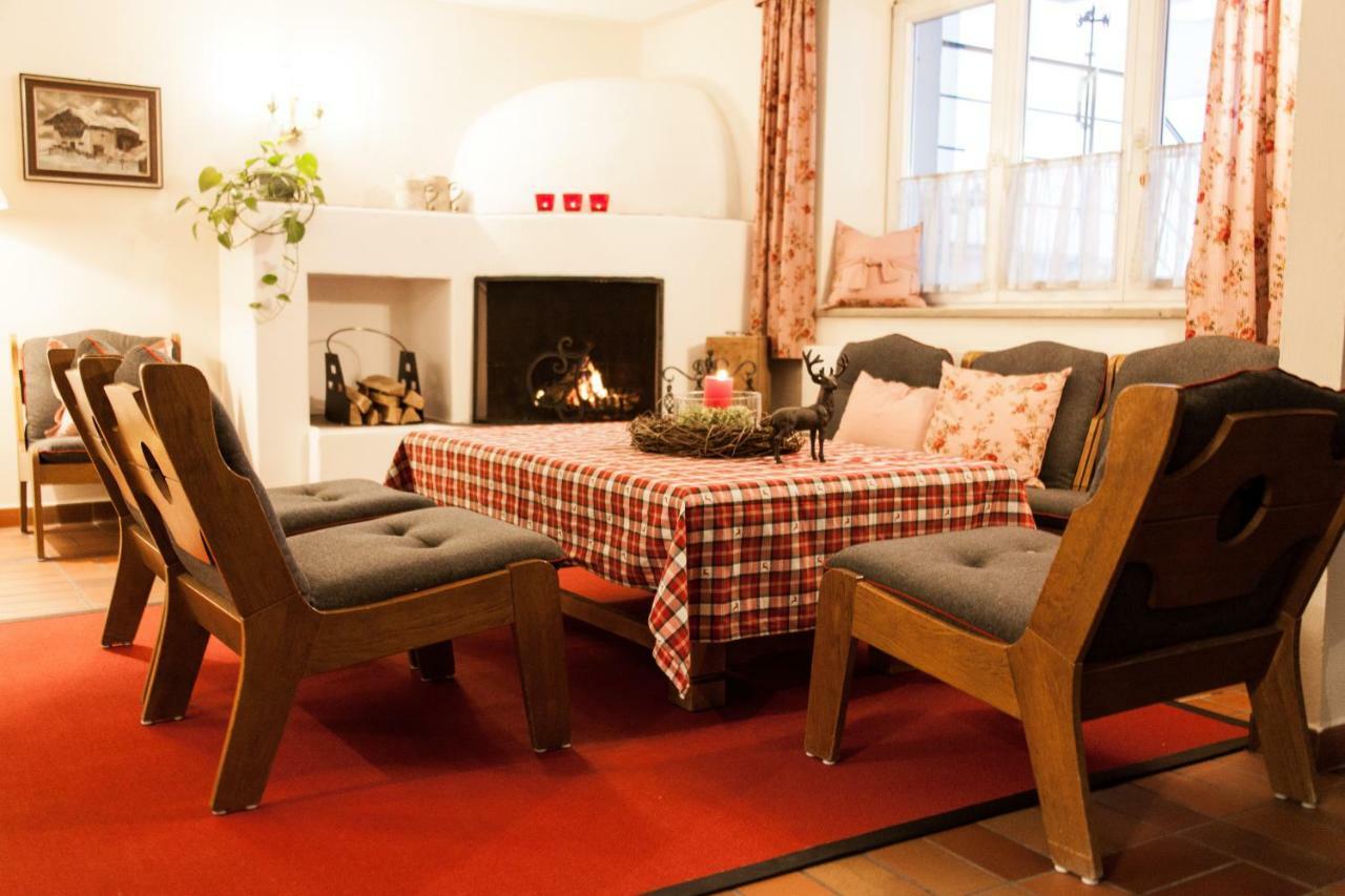 Pension Gletscherblick Fulpmes Bagian luar foto