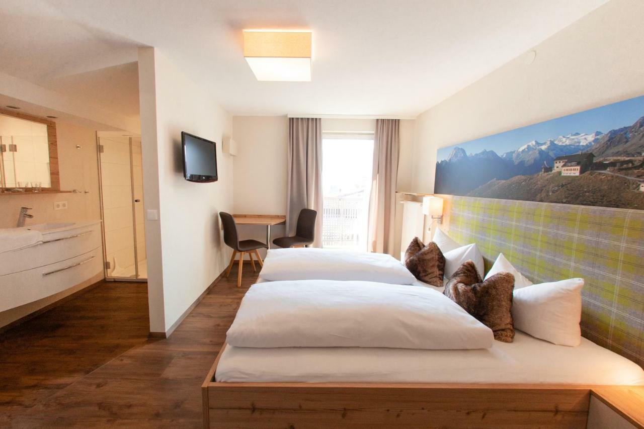 Pension Gletscherblick Fulpmes Bagian luar foto